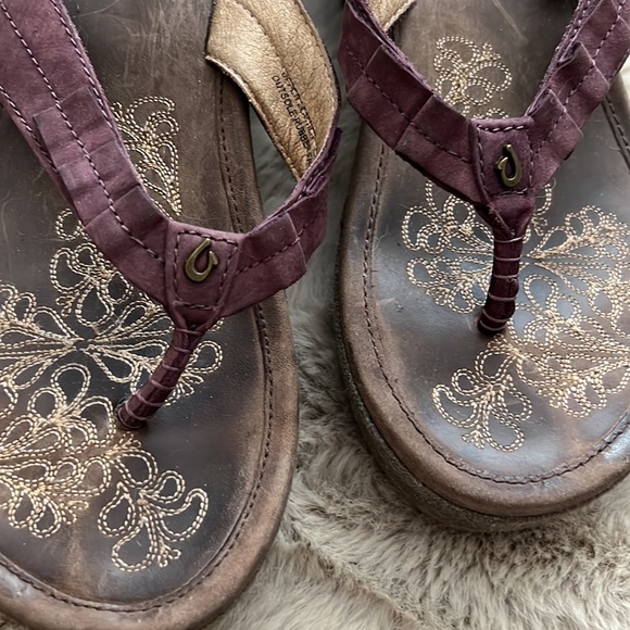 Olukai Sandals - Picture 2 of 7